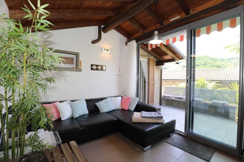 Ticino House in the village center of Certara-Lugano in a quiet, sunny location (8)