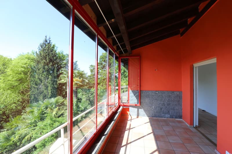 Maison unifamiliale + grande maison d'hôtes avec piscine et vue magnifique (13)