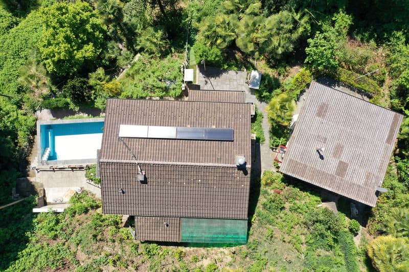 Maison unifamiliale + grande maison d'hôtes avec piscine et vue magnifique (24)