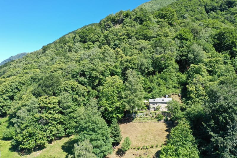 Unique Rustico with beautiful lake view in Vairano (21)
