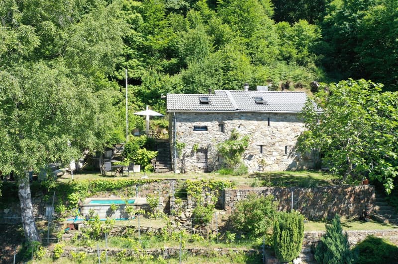 Unique Rustico with beautiful lake view in Vairano (2)