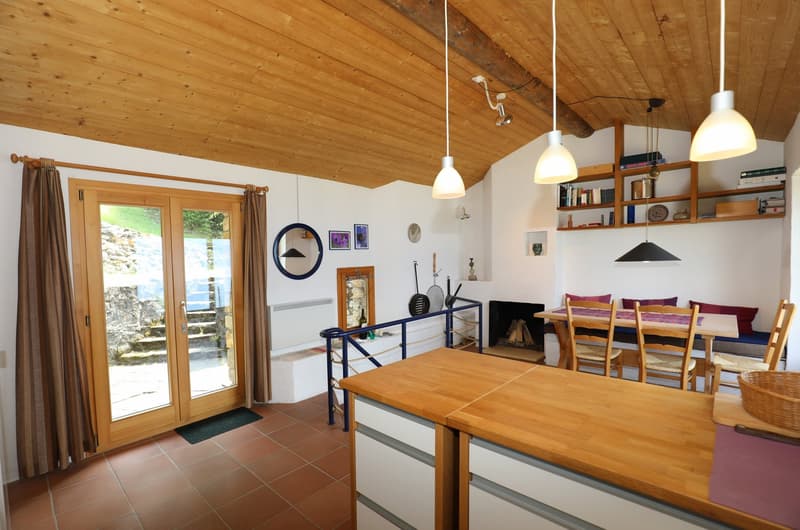 Comfortable Rustico with panoramic views of the lake and mountains in Gambarogno (12)