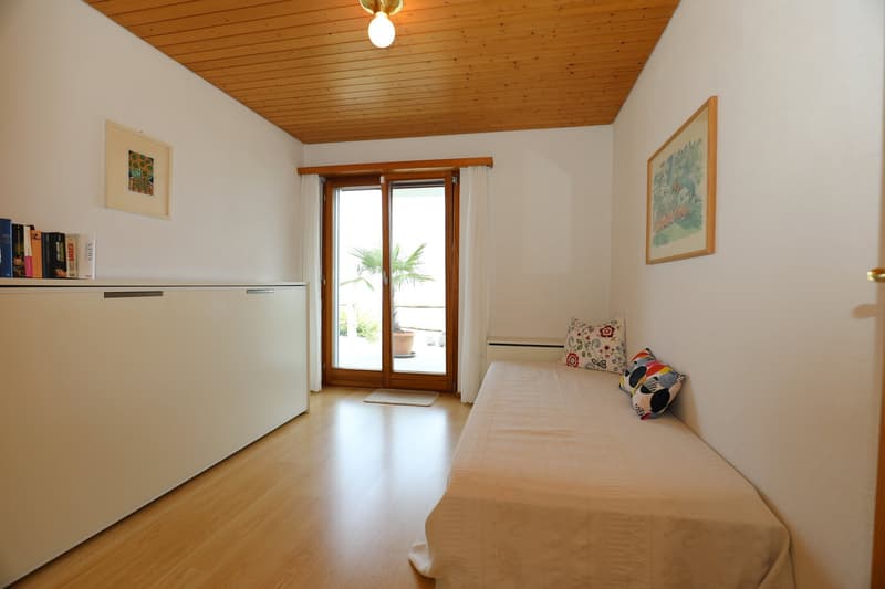 Doppelhaus-Hälfte mit herrlicher Sicht auf den Lago Maggiore (12)