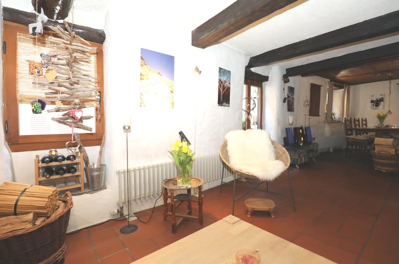 Grosszügiges Rustico, mit originalen Details und Geschmack ausgebaut (6)