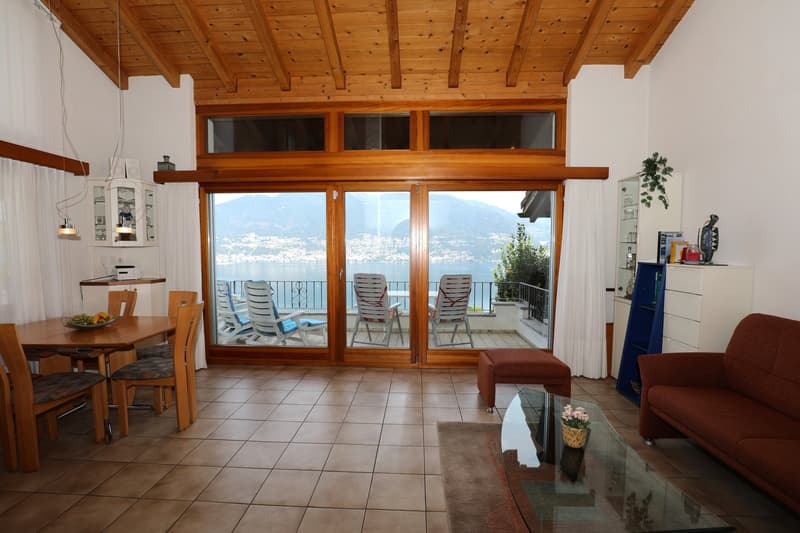 Doppelhaus-Hälfte mit herrlicher Sicht auf den Lago Maggiore (6)