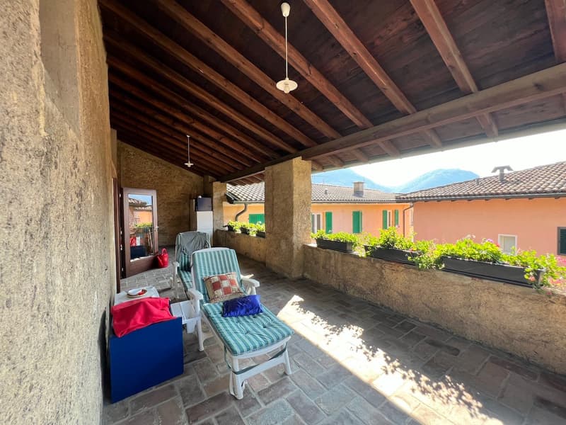 Spaziosa Casa Unifamiliare nel pittoresco nucleo di Porza (5)