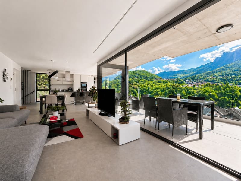 Elegante Casa Bifamiliare  – Moderna, Silenziosa e con Vista sulle Montagne (22)