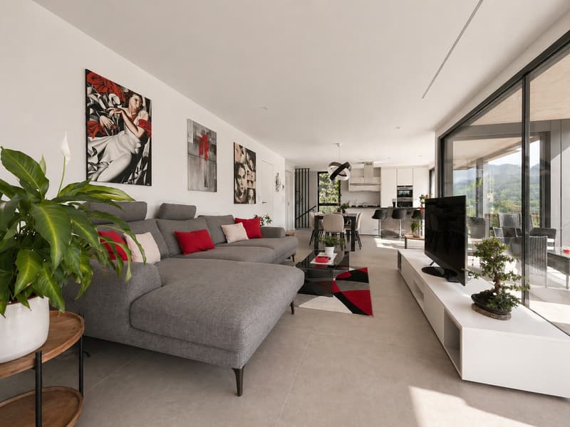 Elegante Casa Bifamiliare  – Moderna, Silenziosa e con Vista sulle Montagne (11)