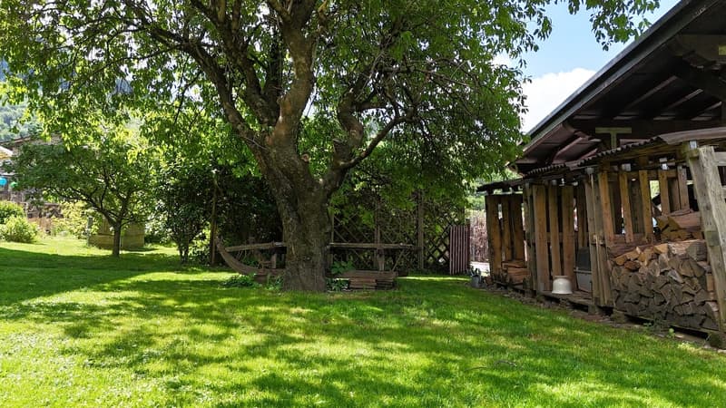 Casa Ticinese di carattere con splendido giardino e massima privacy a Bogno (4)