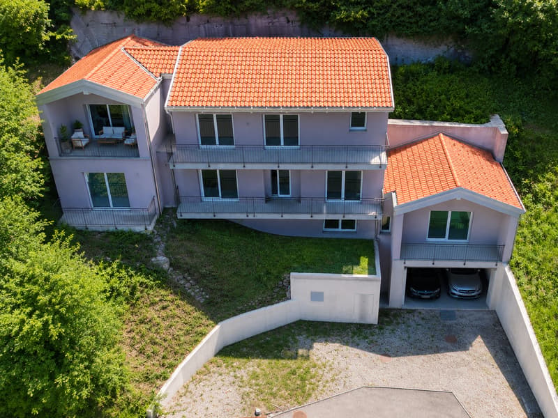 CASA UNIFAMILIARE, SPAZIOSA, CON VISTA APERTA NEL CUORE DELLA NATURA (1)