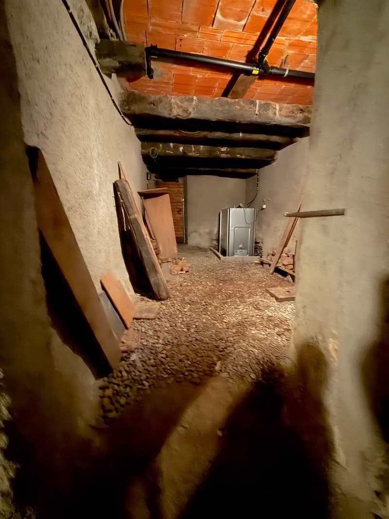 Casa unifamiliare nel nucleo di Bigorio (21)