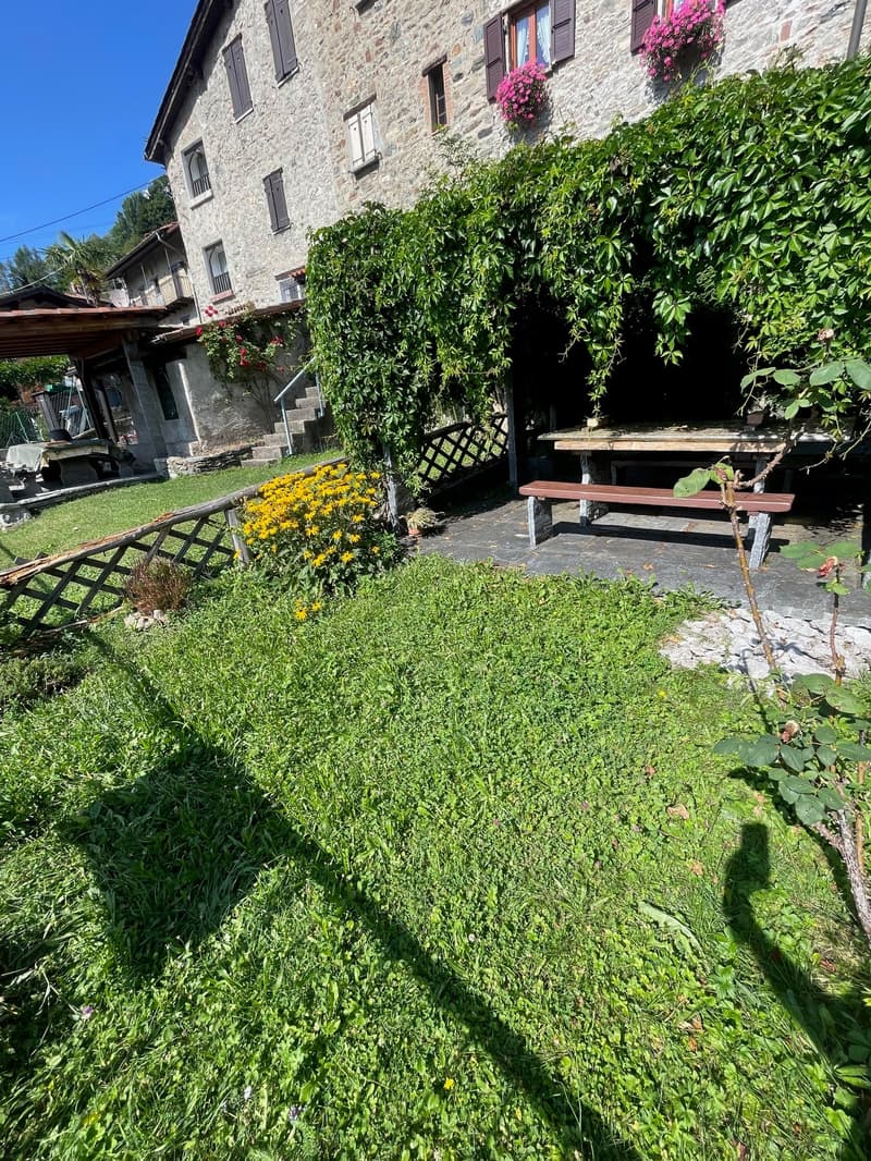 Casa Nucleo con Giardino (19)
