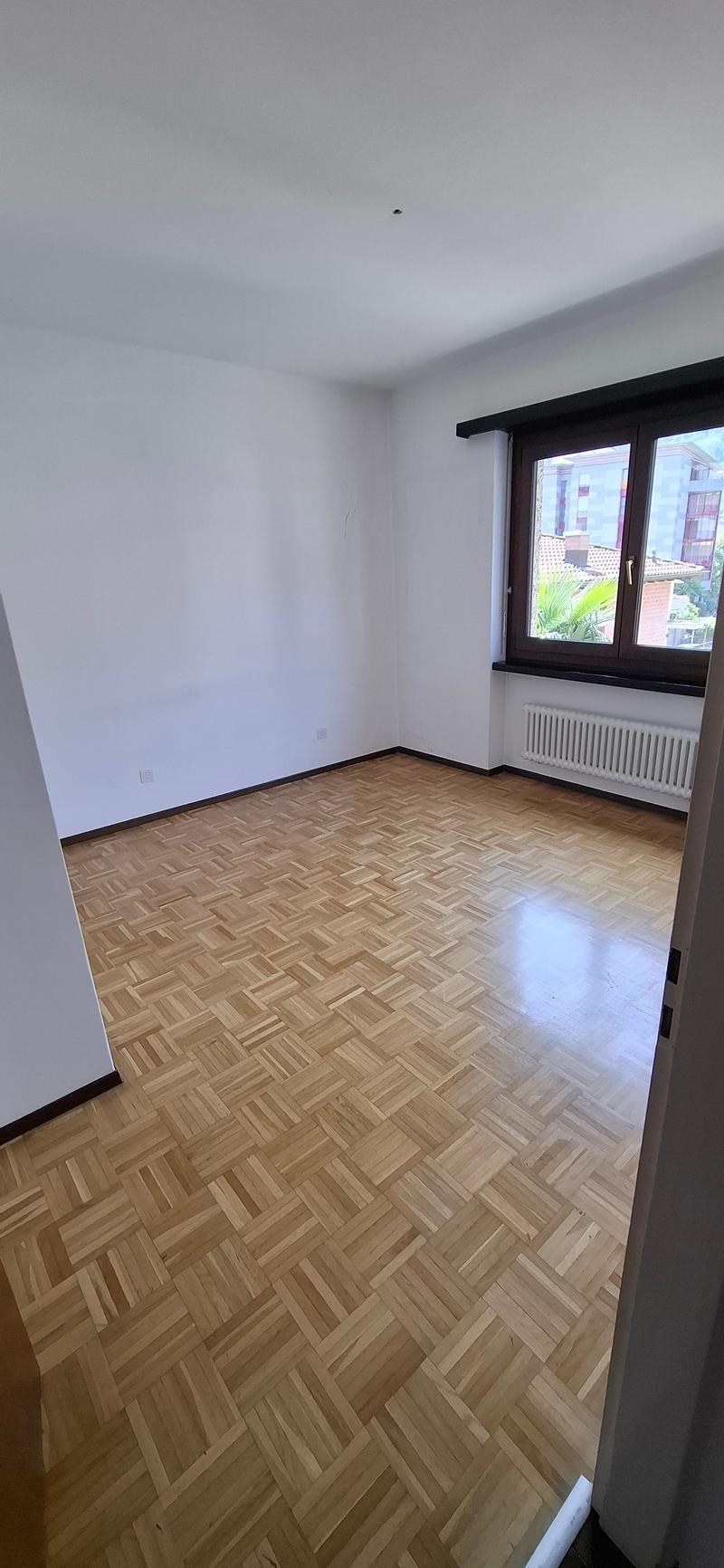 Wohnung mit 3.5 Zimmern und Balkon in Agno (5)