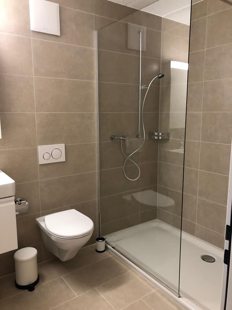 Möblierte 1.5-Zimmer-Wohnung mit Sitzplatz in Rorbas (5)