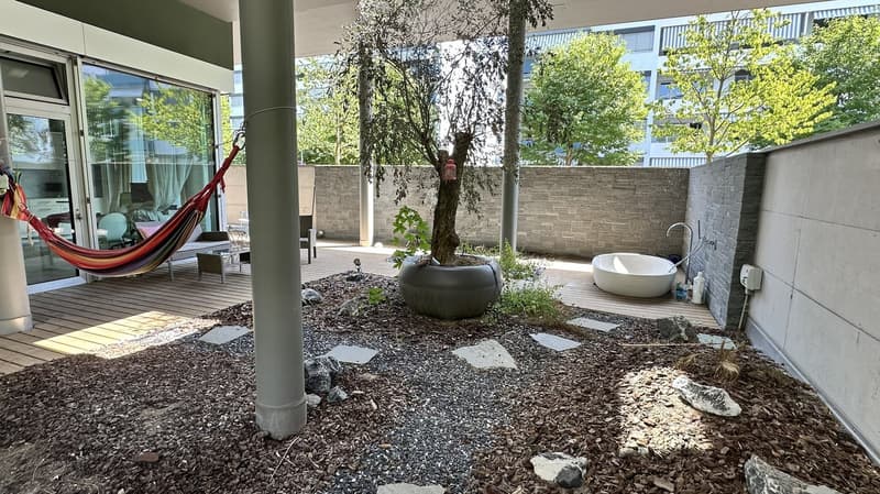 Moderne möblierte 2.5-Zimmerwohnung im Erdgeschoss (8)