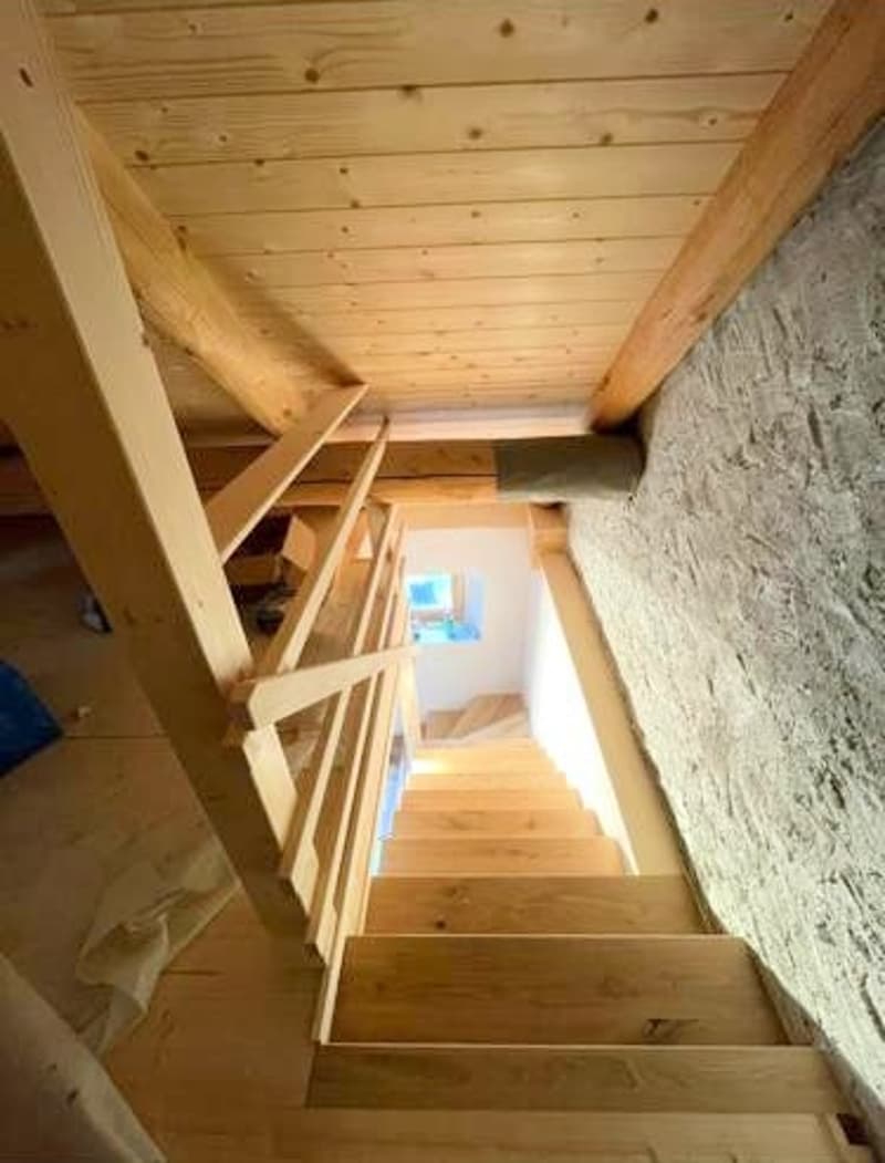 wooden staircase, wooden beams