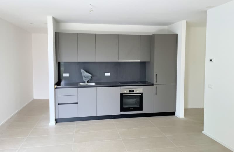 New apartment in a small villa surrounded by greenery (4)