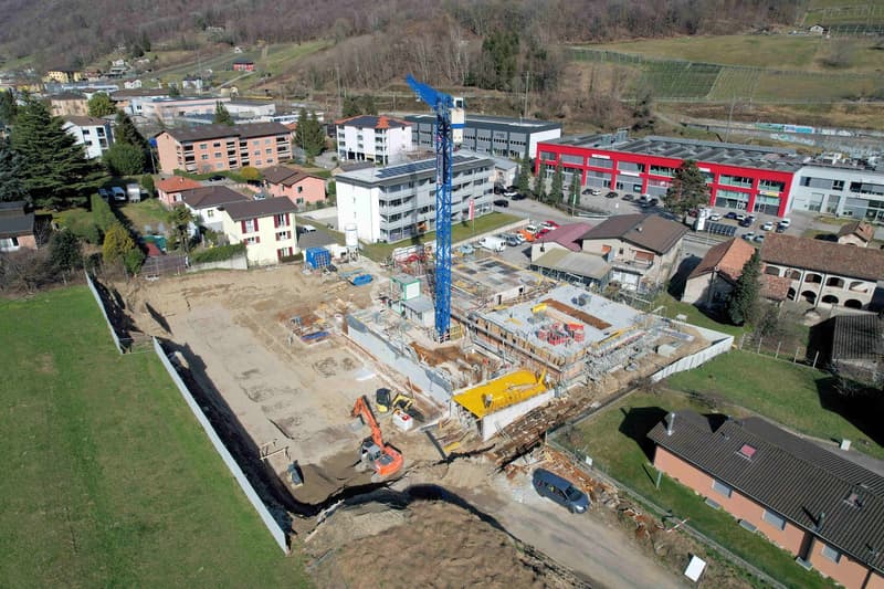 Appartement élégant avec belle terrasse sur le toit au dernier étage (14)