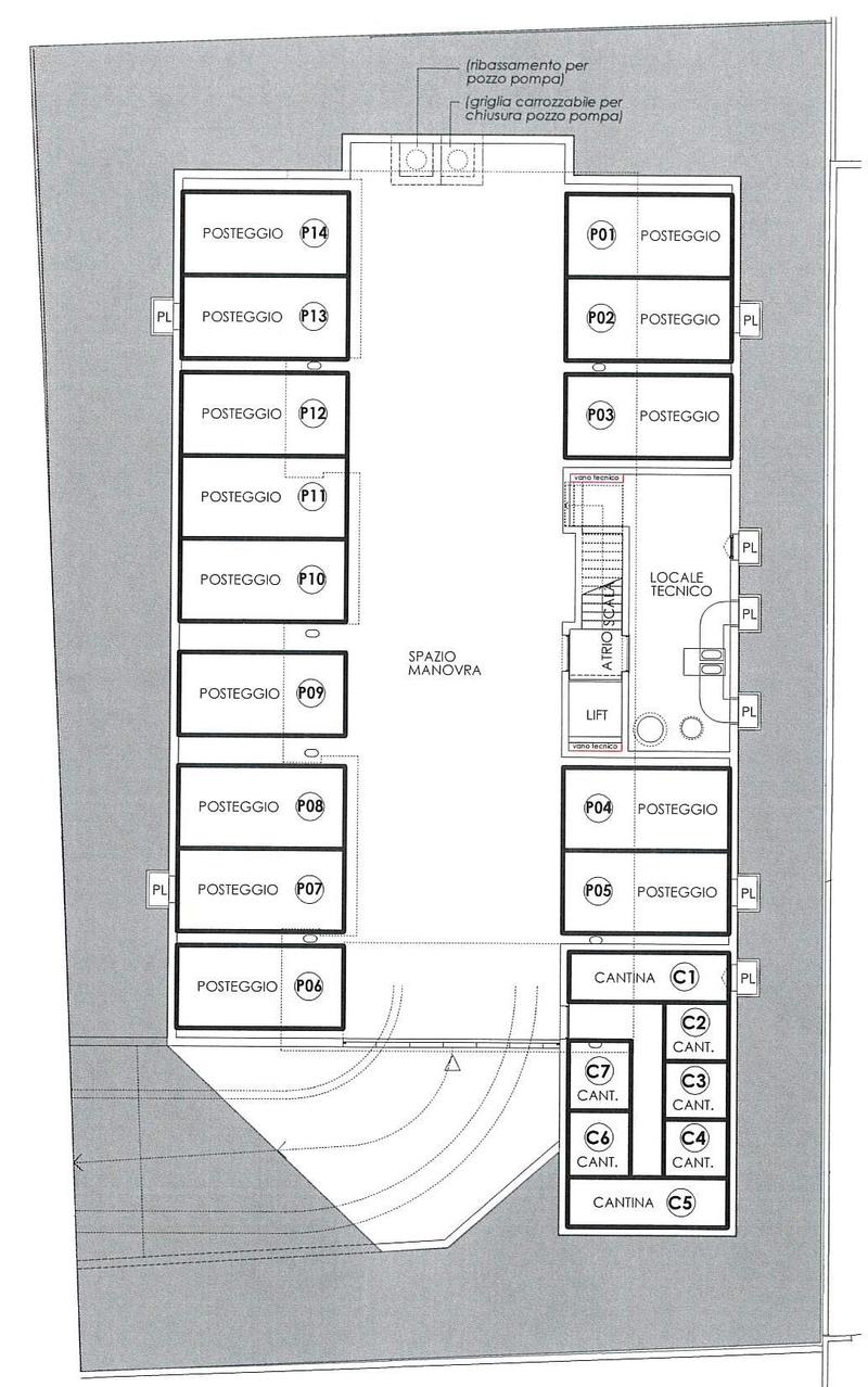 Multiple storage rooms, technical room, lift, multiple cantinas