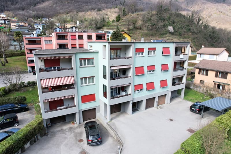Appartement au dernier étage dans un quartier commode et calme (5)