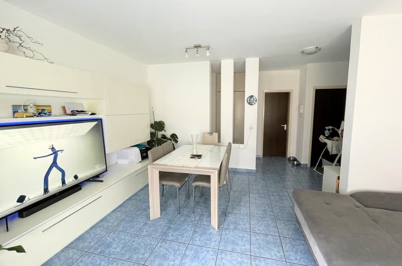 Appartement au dernier étage dans un quartier commode et calme (7)