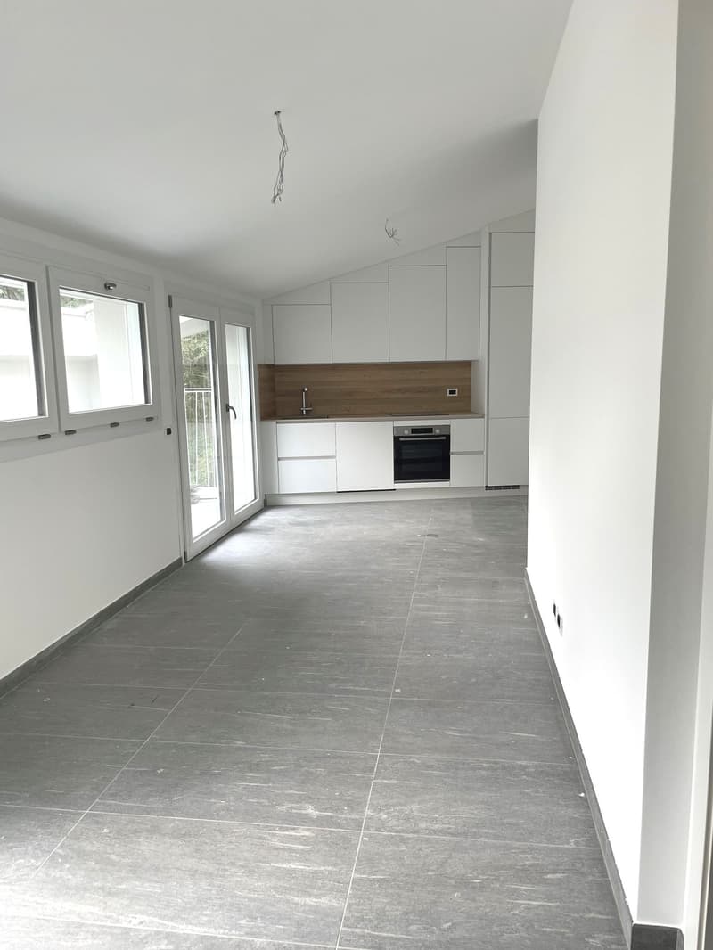 Appartement im letzten Stock in sehr ruhiger und sonniger Lage (6)