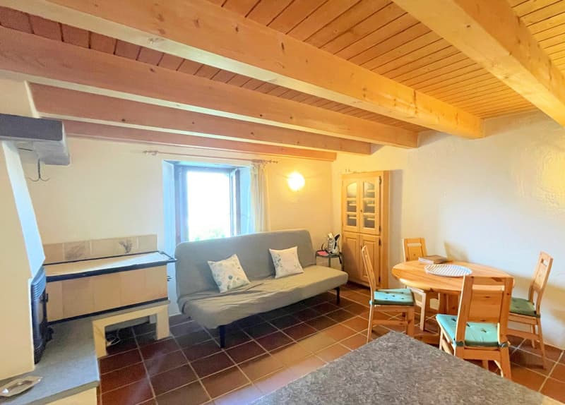 Rustic property with very good renovation and stunning panoramic view (5)