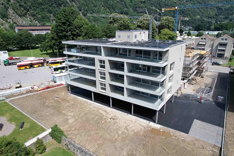 Nuovo spazioso appartamento con grande terrazza (8)