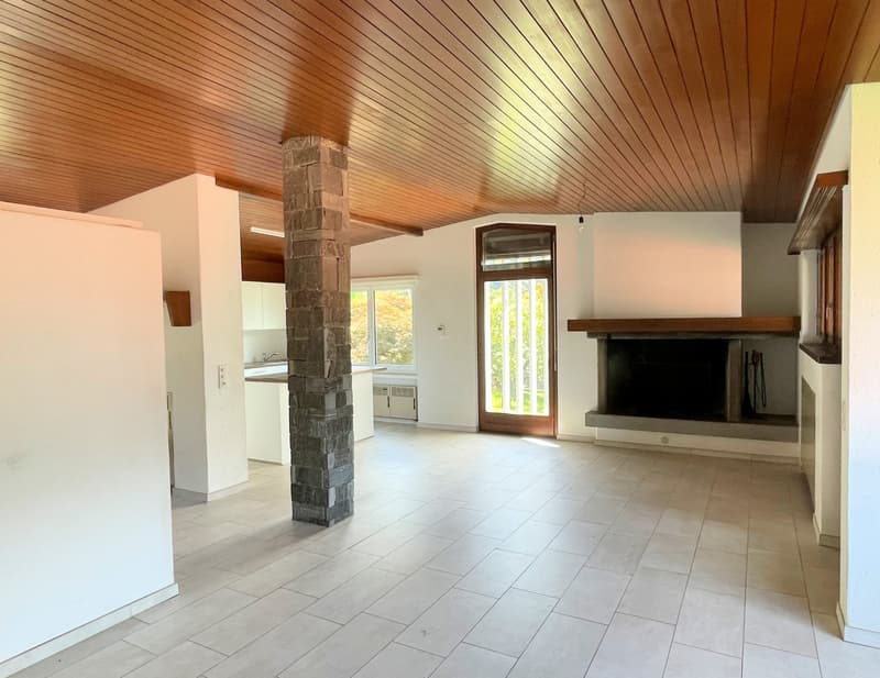 Casa su un unico piano principale con grande terreno in zona tranquilla (9)