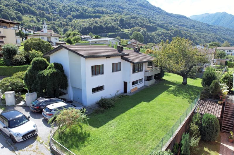 Casa su un unico piano principale con grande terreno in zona tranquilla (1)