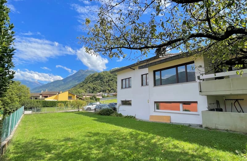 Casa su un unico piano principale con grande terreno in zona tranquilla (4)