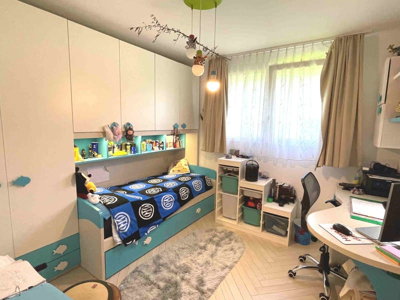 Appartamento con bel giardino in piccola ed elegante costruzione (16)
