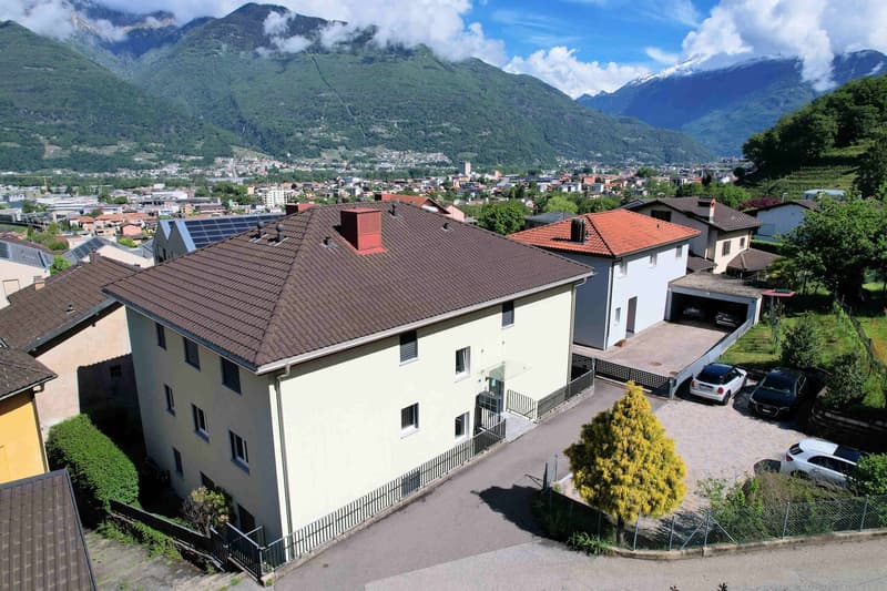 Appartamento con terrazza in zona tranquilla (4)