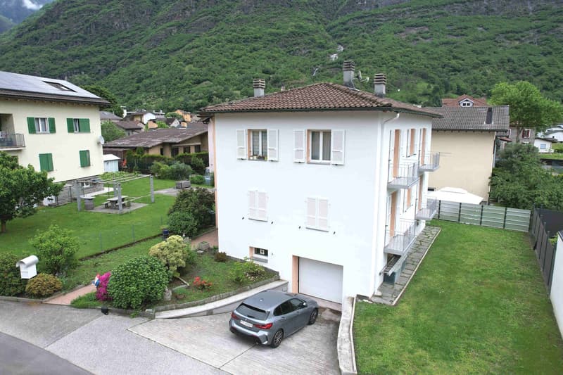 Casa bifamiliare ben ristrutturata a due passi dal centro (3)