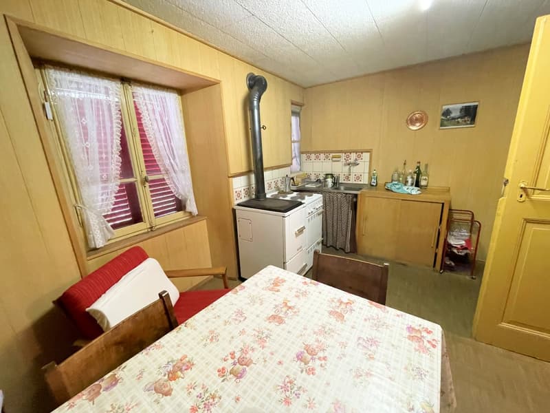Casa Ticinese da ristrutturare in zona centrale di nucleo villaggio (7)