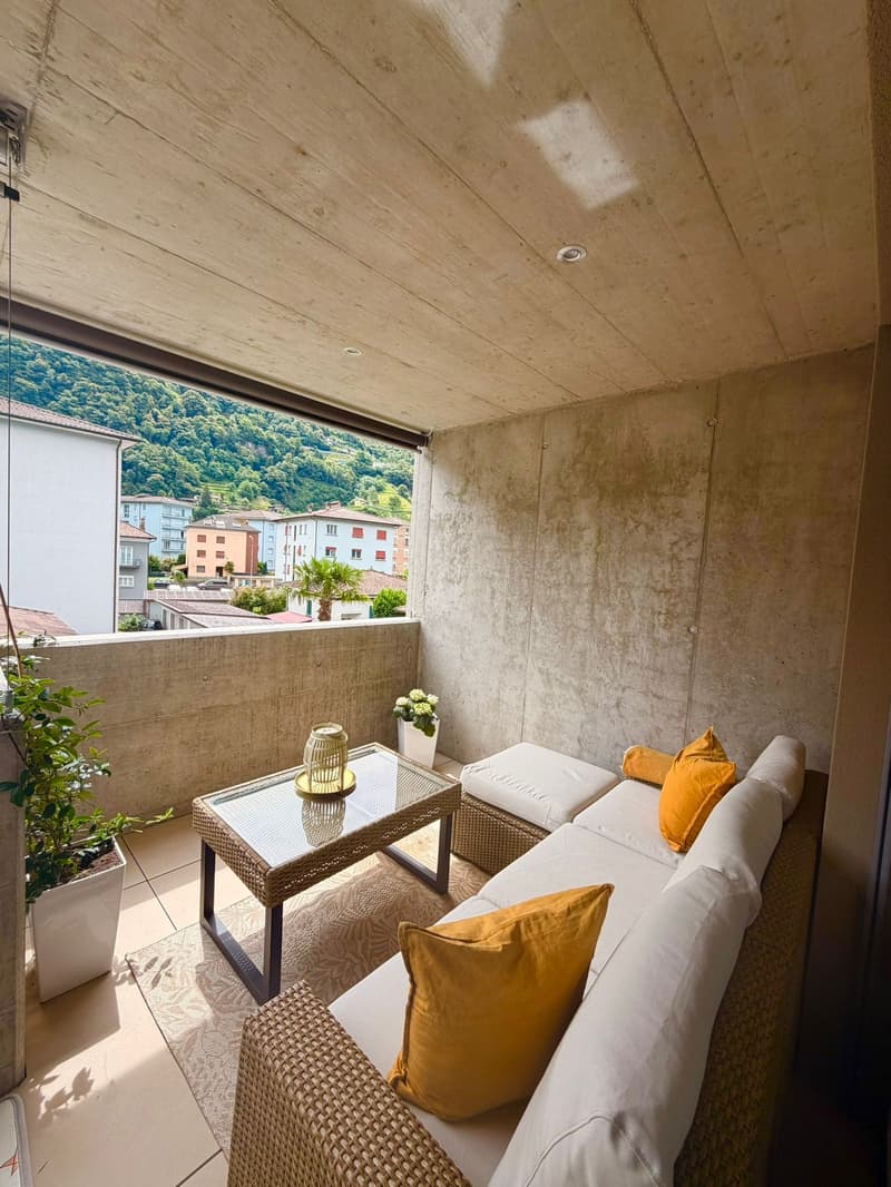 Nuovo esclusivo appartamento con terrazza in zona comoda e strategica (11)