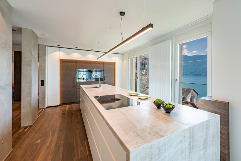 Attico-duplex nel nucleo con vista sul Lago Maggiore (13)