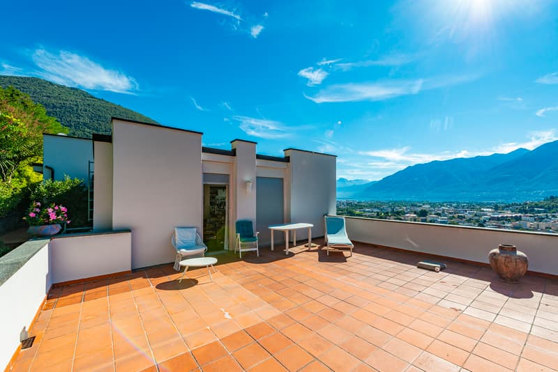 "La Casa sulla Roccia" con vista mozzafiato sul Lago Maggiore (5)