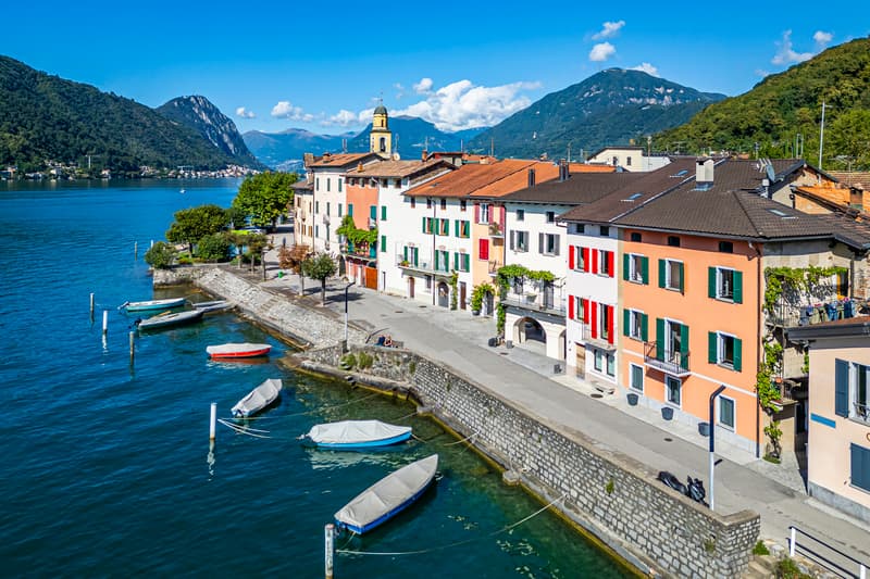 Affascinante casa ticinese fronte lago (1)