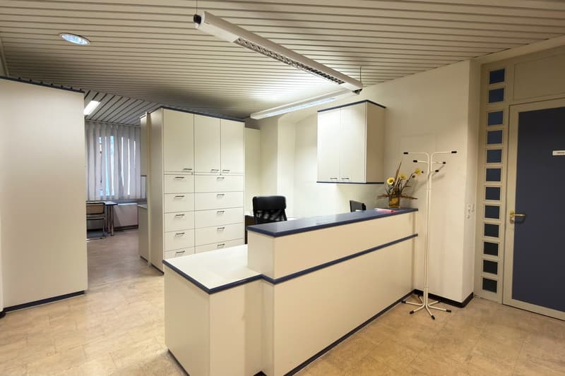PRESTIGIOSO STUDIO MEDICO CENTRO STORICO BELLINZONA (2)