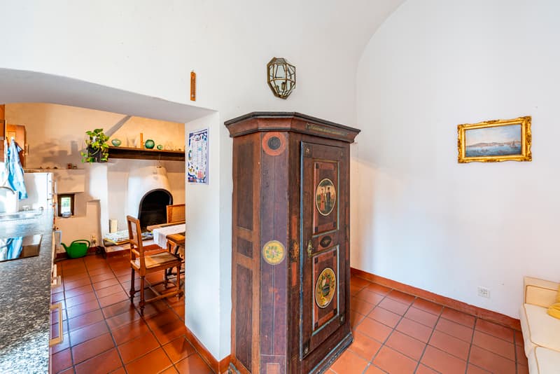Casa nel nucleo "Antica Torre" con giardino separato (7)