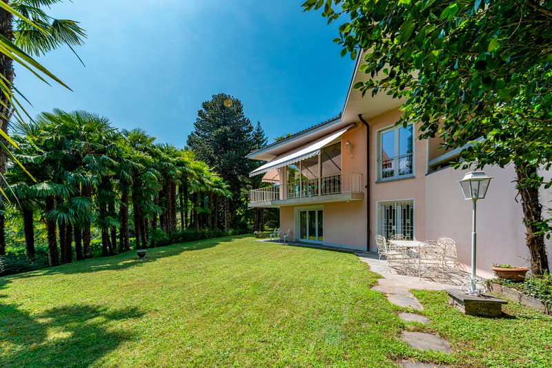 Villa Eden: Elegante proprietà immersa nei vigneti di Agno (7)