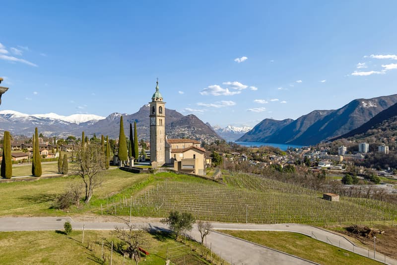 Affascinante casa di nucleo con giardino e incantevole vista lago (2)