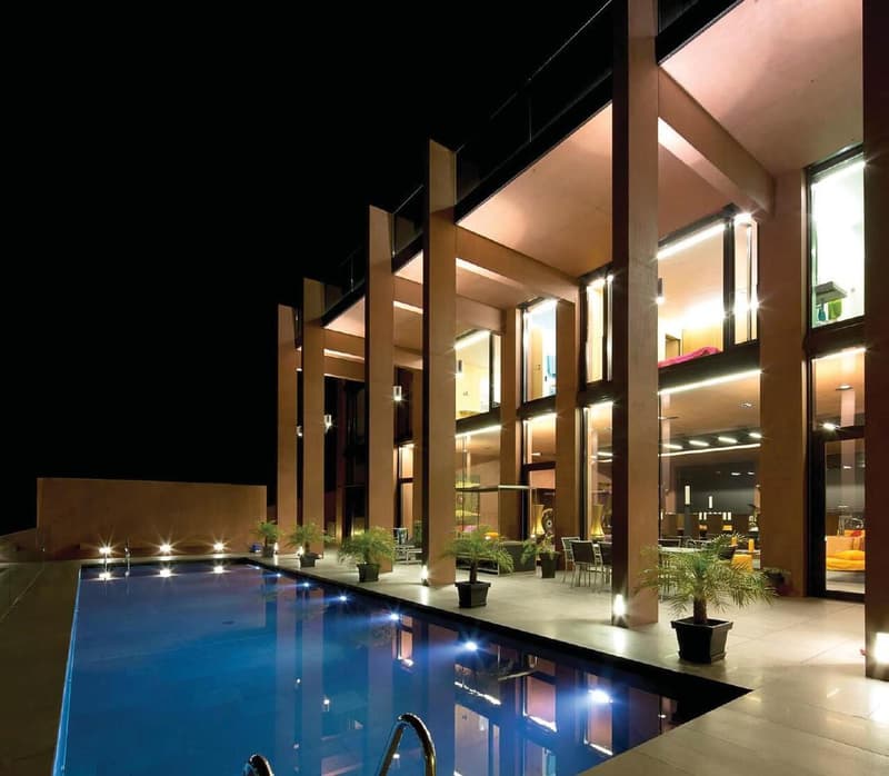 Casa Rossa - un capolavoro contemporaneo affacciato sul Lago (4)