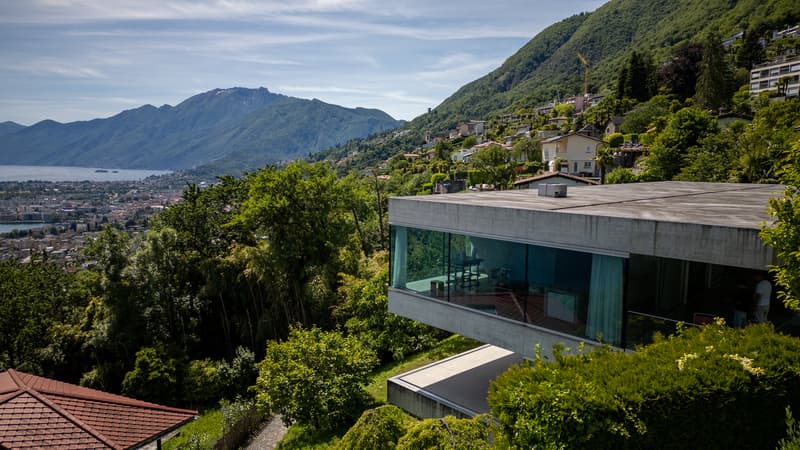 Casa Ai Pozzi | Iconica villa di design con splendida vista sul lago (9)
