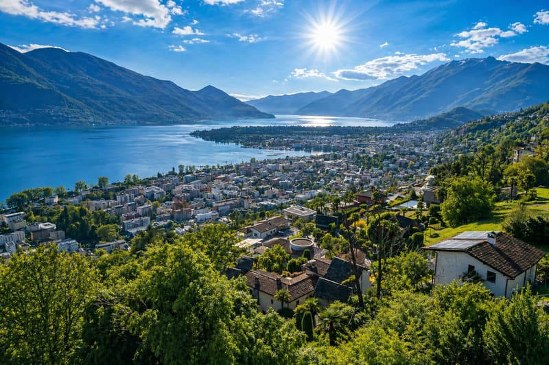 Casa Ai Pozzi | Iconica villa di design con splendida vista sul lago (4)