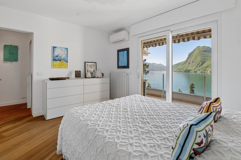 Elegante appartamento con vista lago in posizione privilegiata (9)