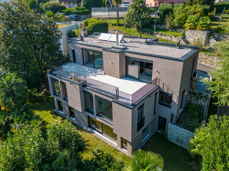 Villa Moderna con design unico e vista lago (8)