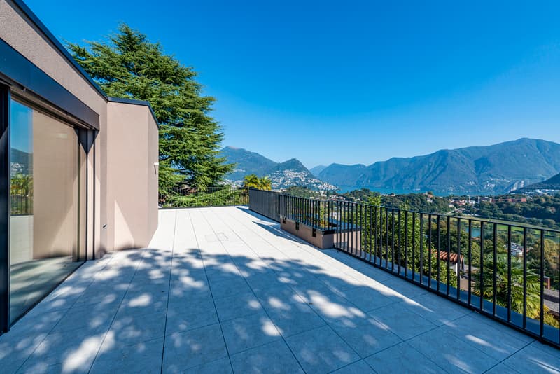Villa Moderna con design unico e vista lago (2)