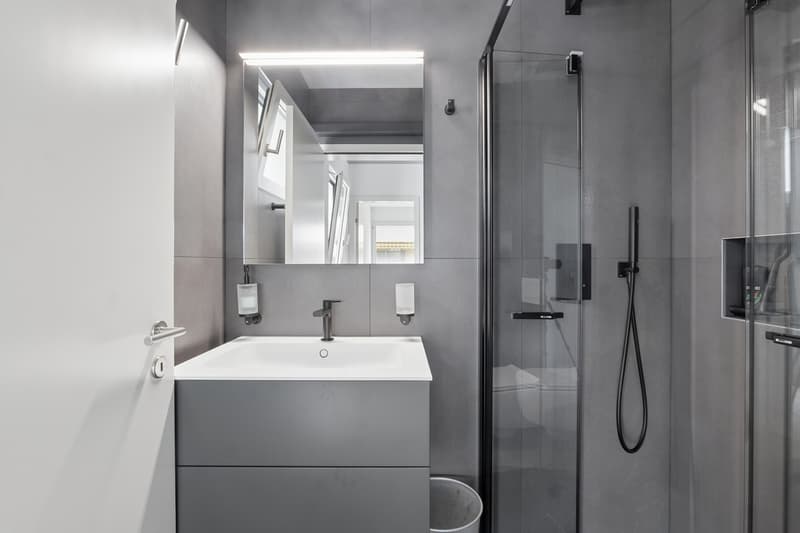 Moderna elegante villa in posizione centrale ad Ascona (12)